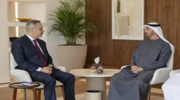 محمد بن زايد يؤكد أن تغليب الحوار يحمي المنطقة من أزمات متجددة